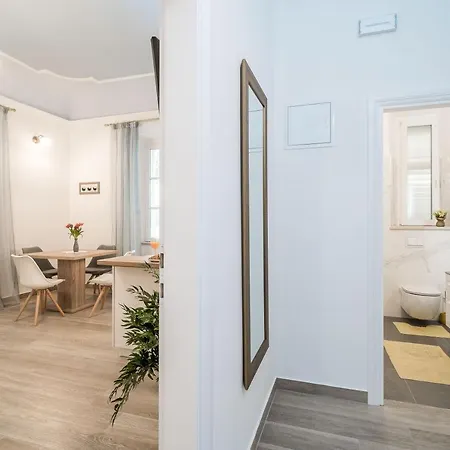 דירה Old Town Spot