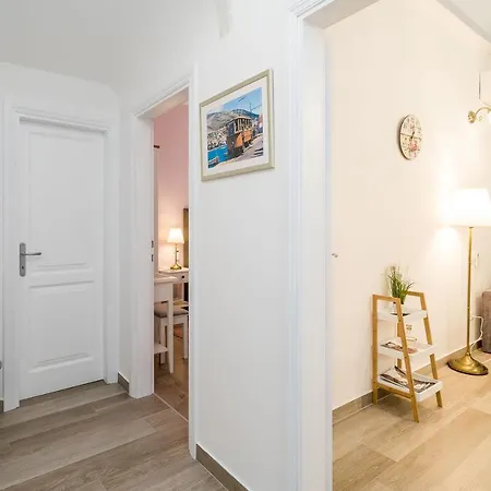 Old Town Spot شقة